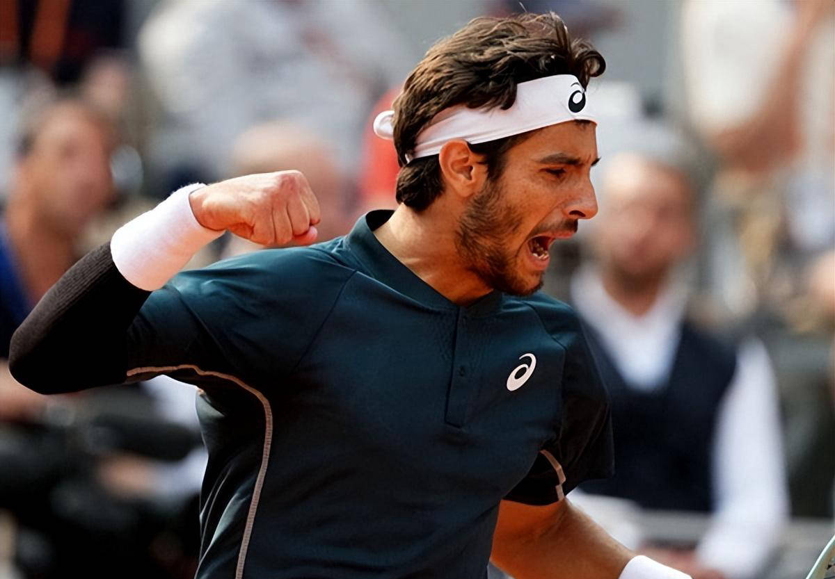 开云体育登录-法国网球队横扫美国网球队，阿尔卡拉斯三分雨点燃全场