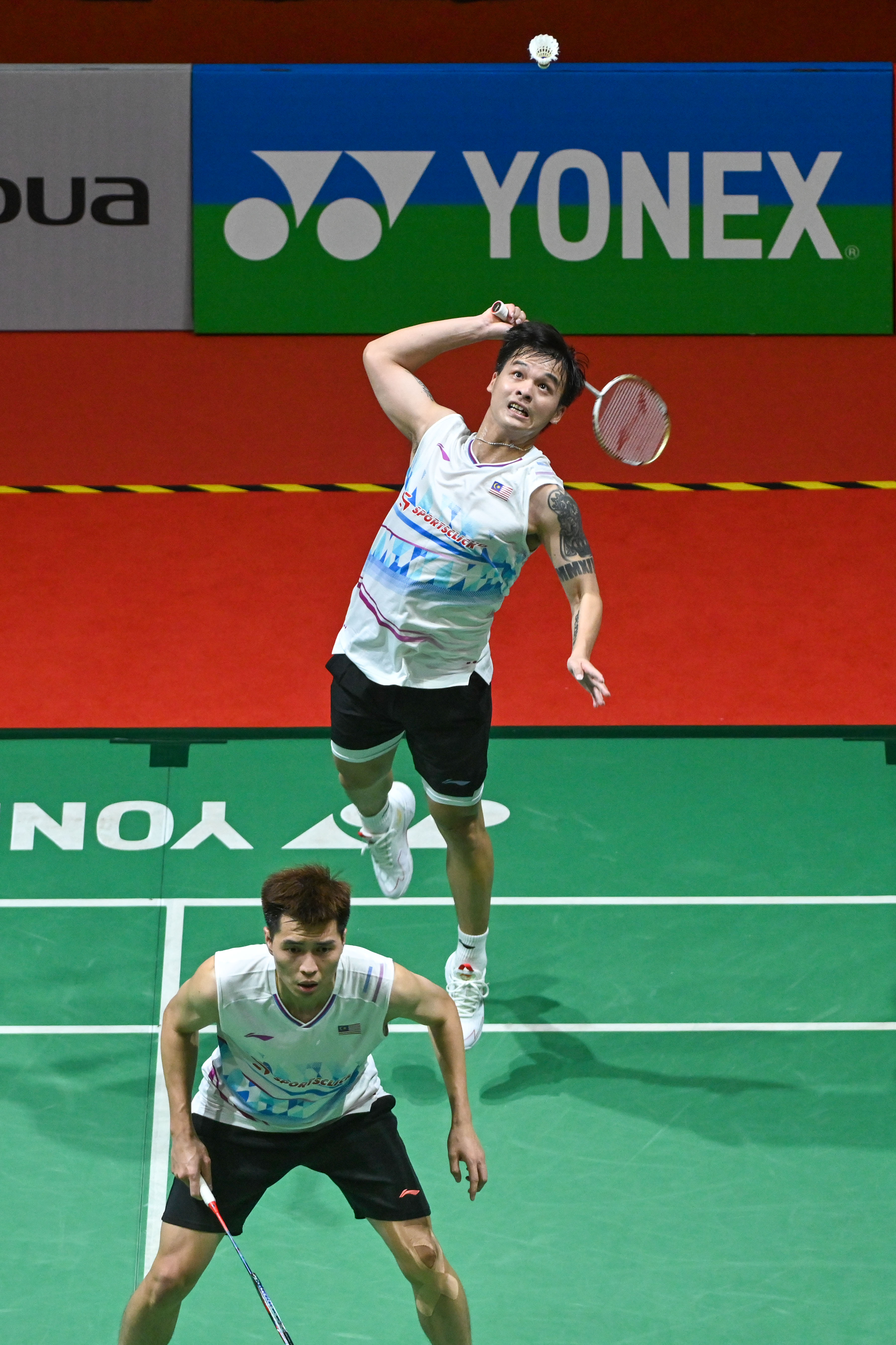 开云体育官网-日本羽毛球队力克泰国羽毛球队，谌龙一己之力扛起全队