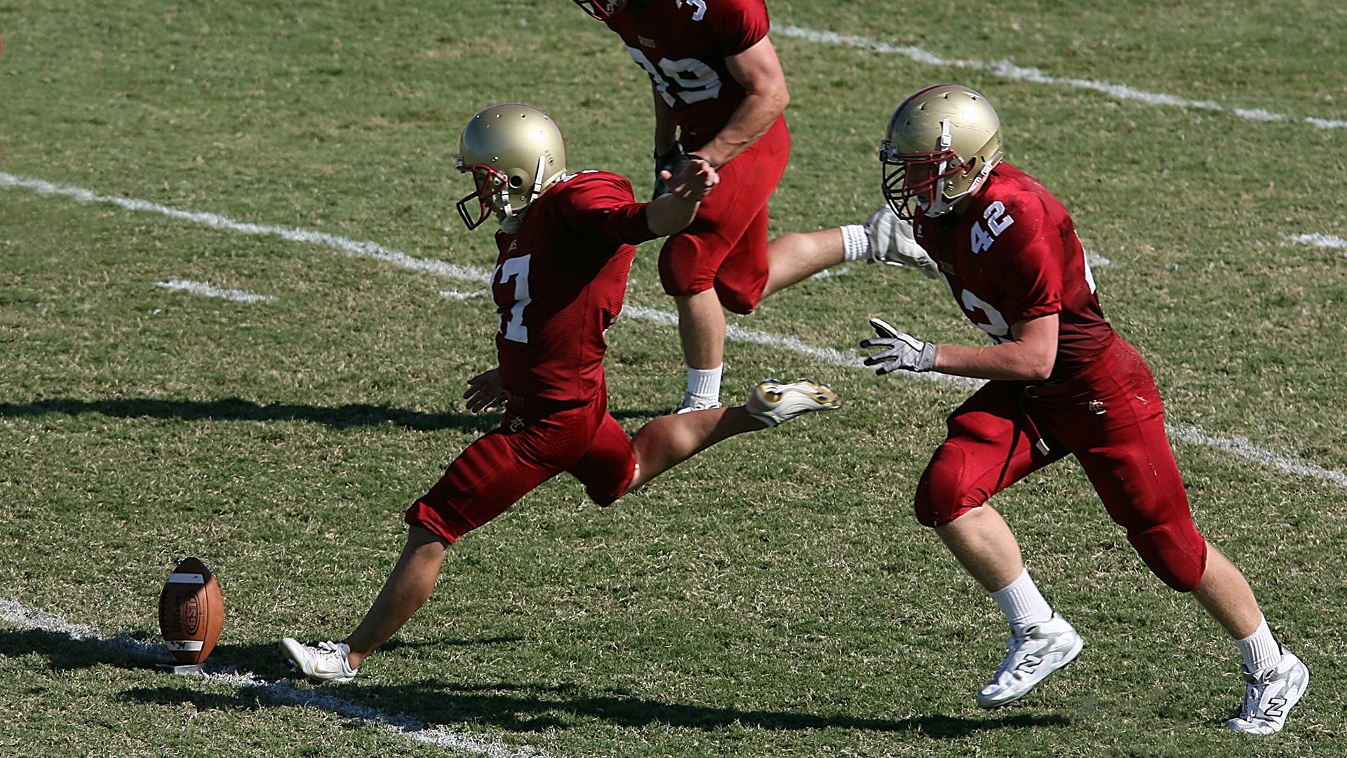 奥斯梅恩关键回合不手软，AC米兰绝杀法国豪门背后的战术密码